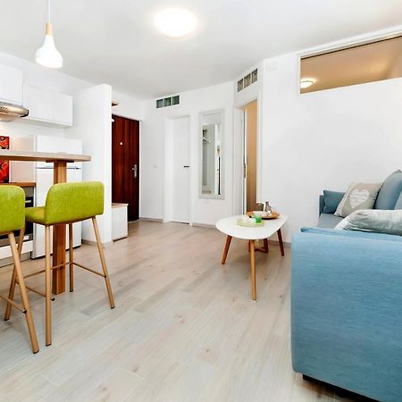 Apartment Amici With Terrace In Center Of Ровинь Экстерьер фото